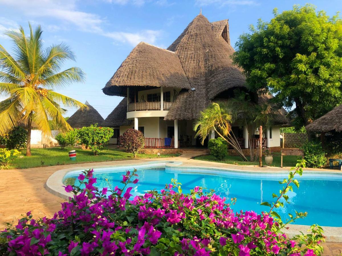 Diani-Paradise-Villas Diani Beach Exterior foto